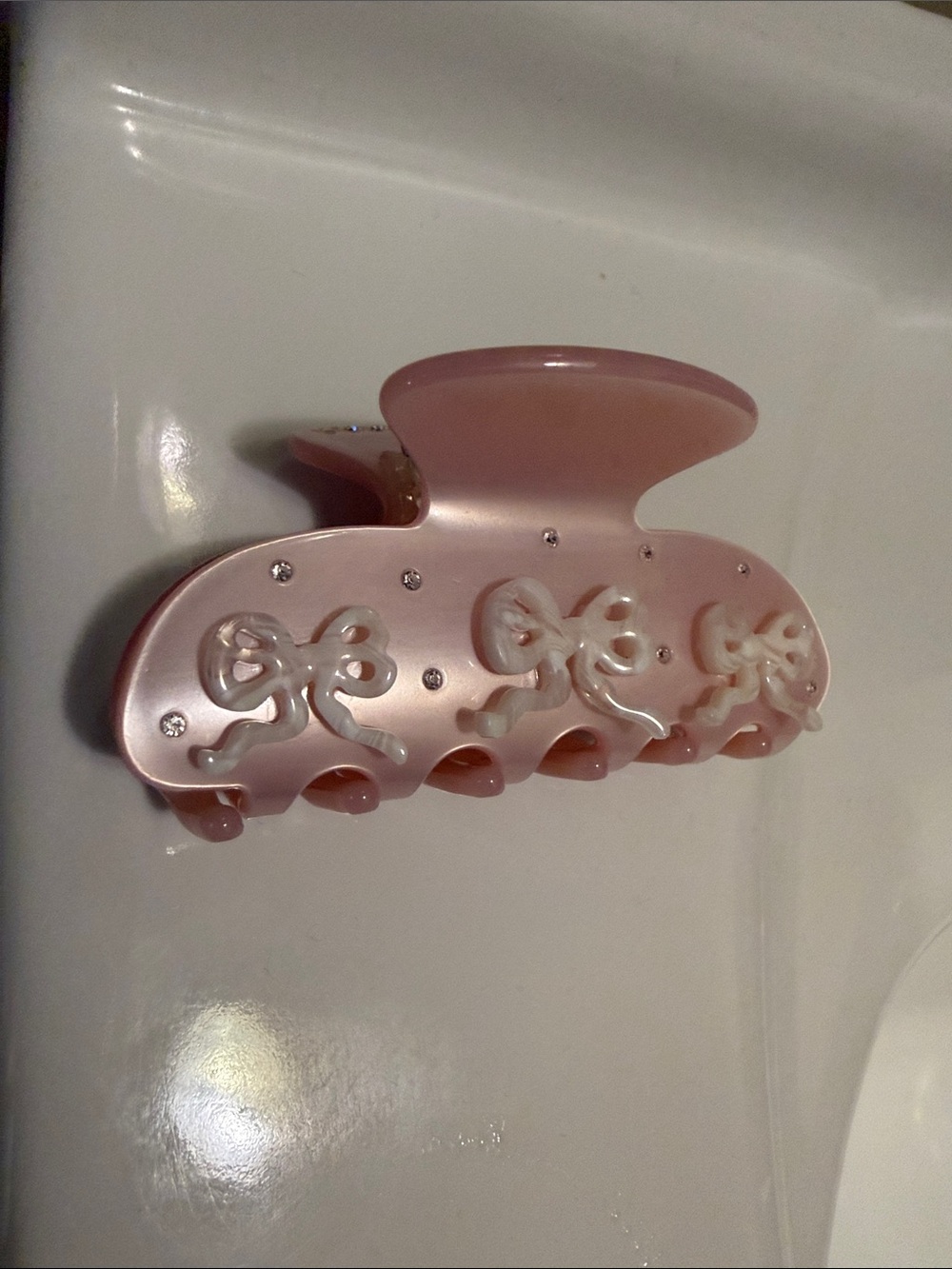 emi jay Pink Bow-Accent Hair Claw Clip